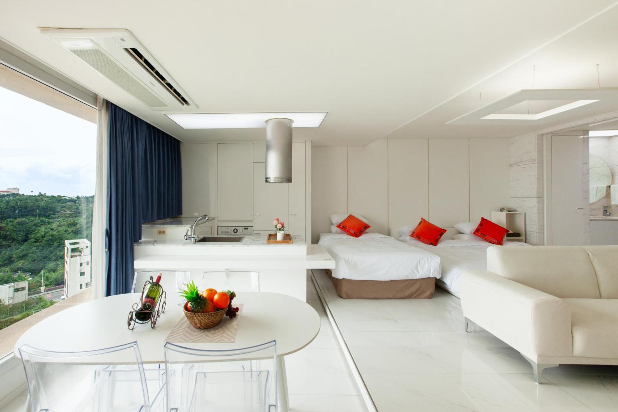 Shin Shin Hotel Jeju Ocean Seogwipo Eksteriør bilde